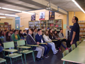 Xavier Pla parlant d'Eugeni Xammar a l'IES de l'Ametlla del Vallès